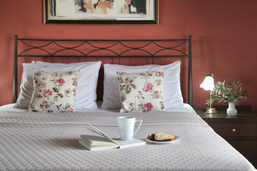 Yalis Hotel Votsi  Bagian luar foto